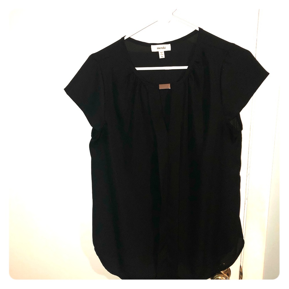 Black shirt